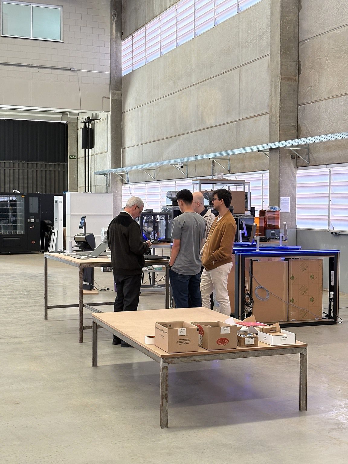 Fábrica · engenharia e prototipagem